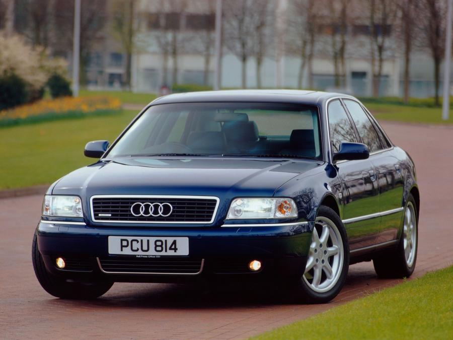  Audi A8 3.7 Quattro (D2) 1999 года  (UK) (фото 1 из 3)